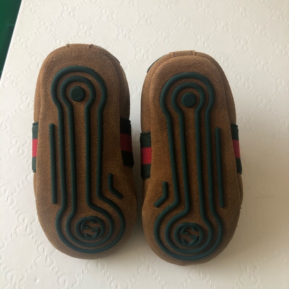 Toddler Gucci Shoe - Picture 3 of 5